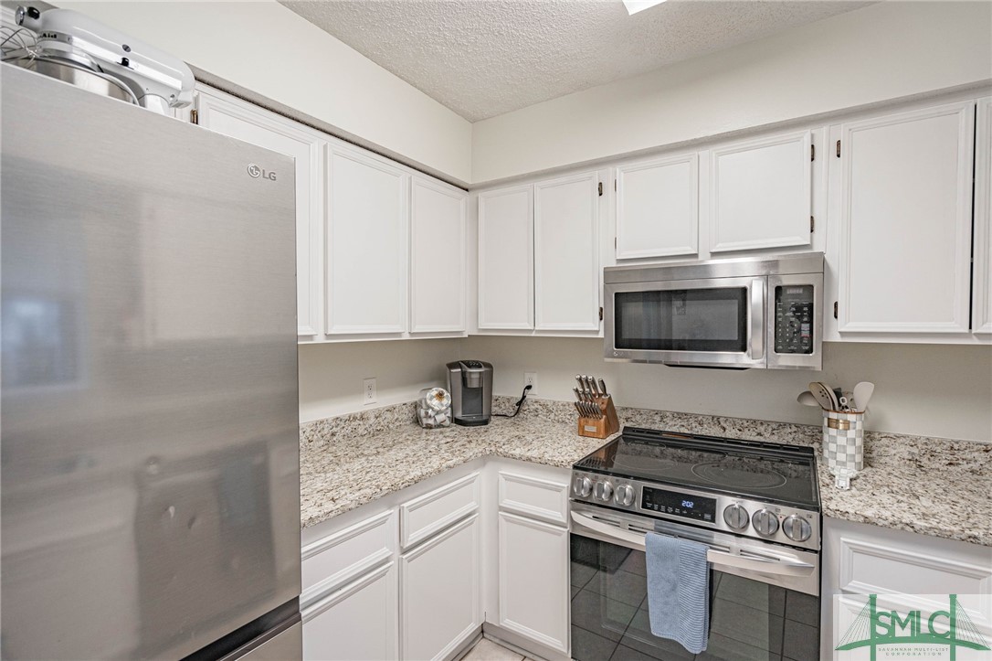 46 Hidden Lake Court