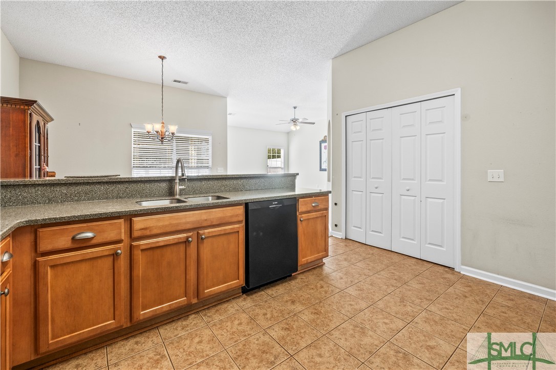 83 Travertine Circle