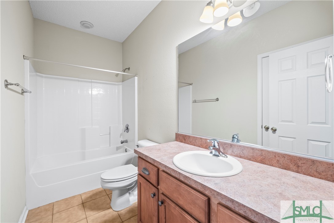 83 Travertine Circle
