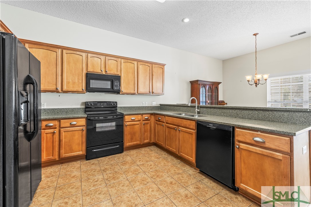 83 Travertine Circle