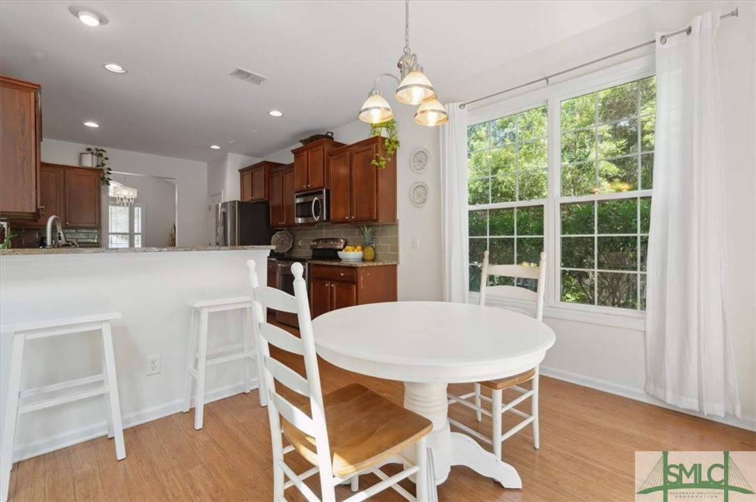 11 Coffee Pointe Drive