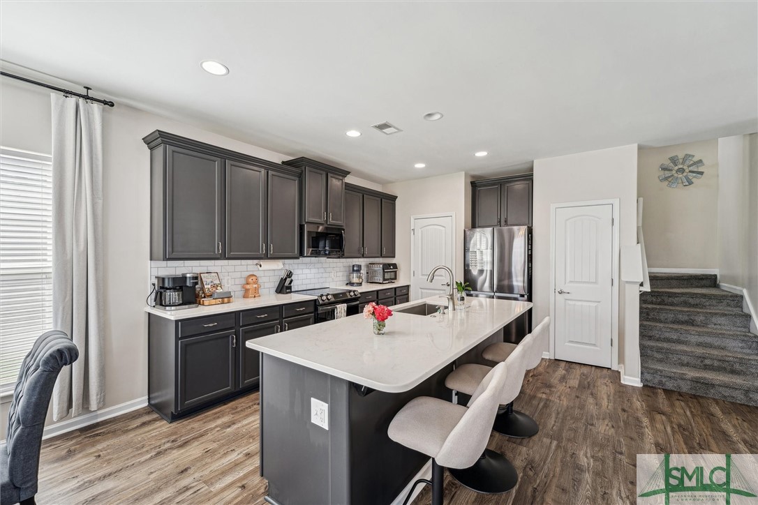 153 Lakepointe Drive