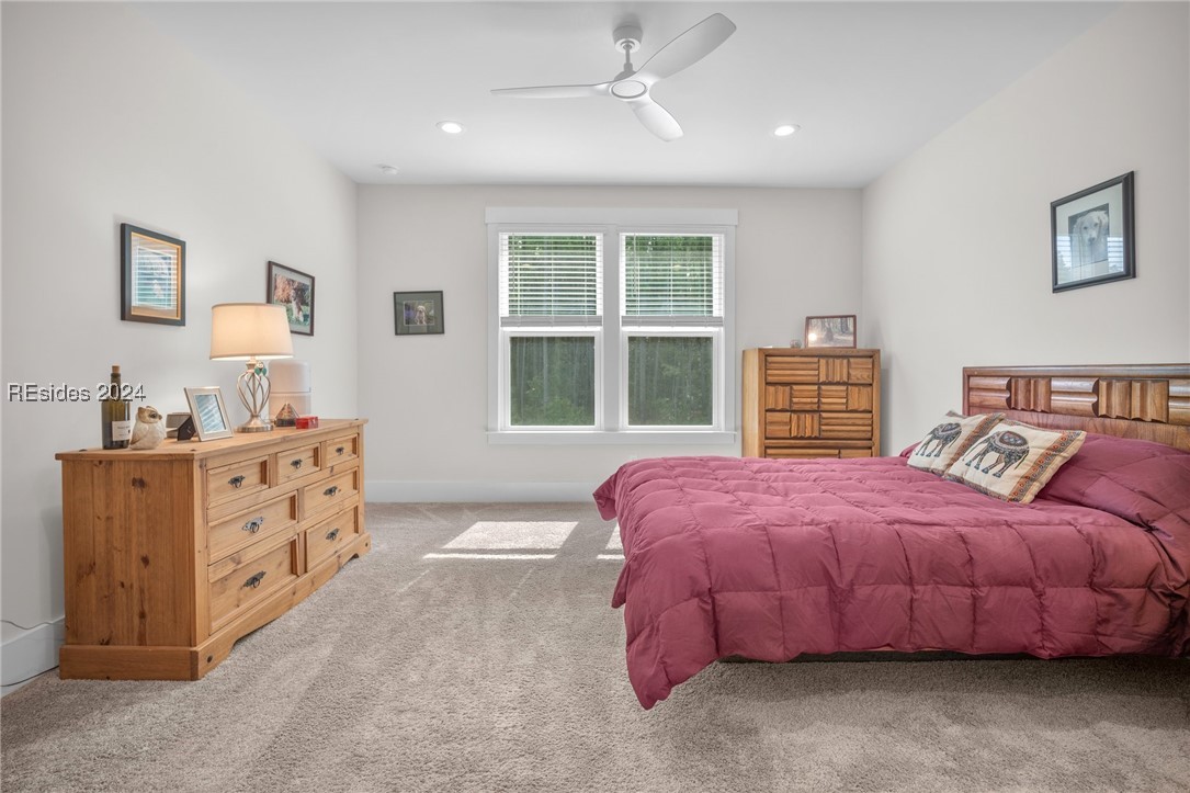 675 Sun Daze Court
