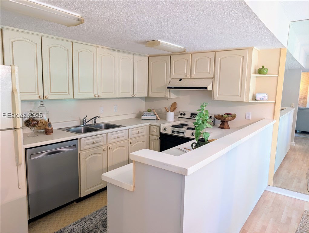 63 Shipyard Drive Unit: 406