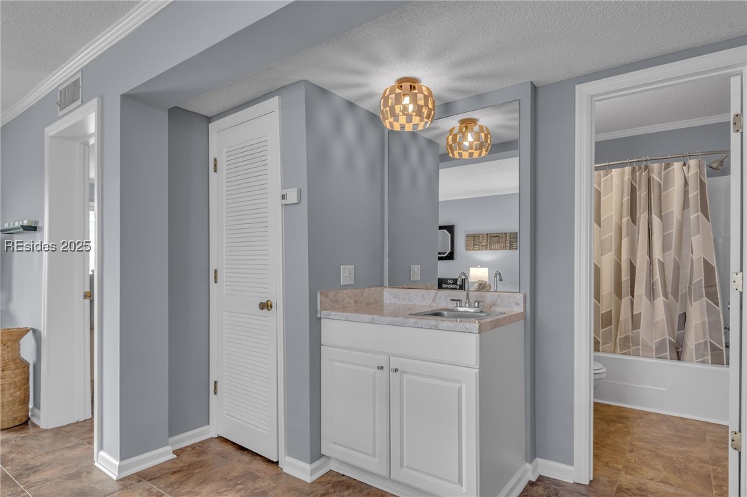 40 Folly Field Road Unit: F17