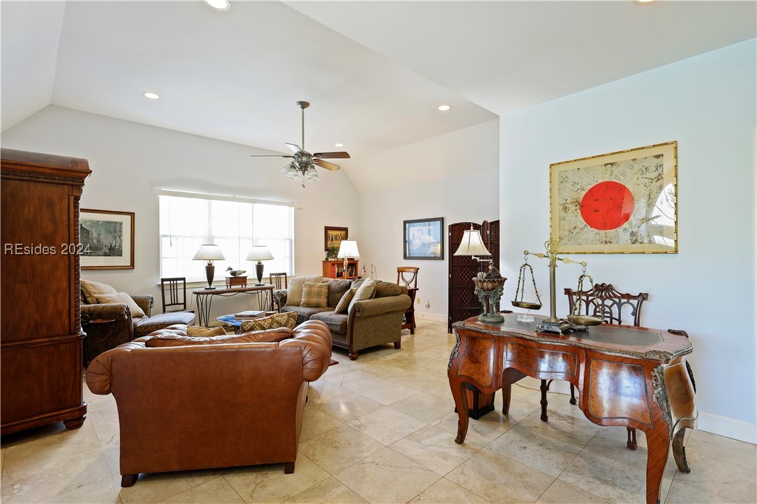 22 Pointe South Trace