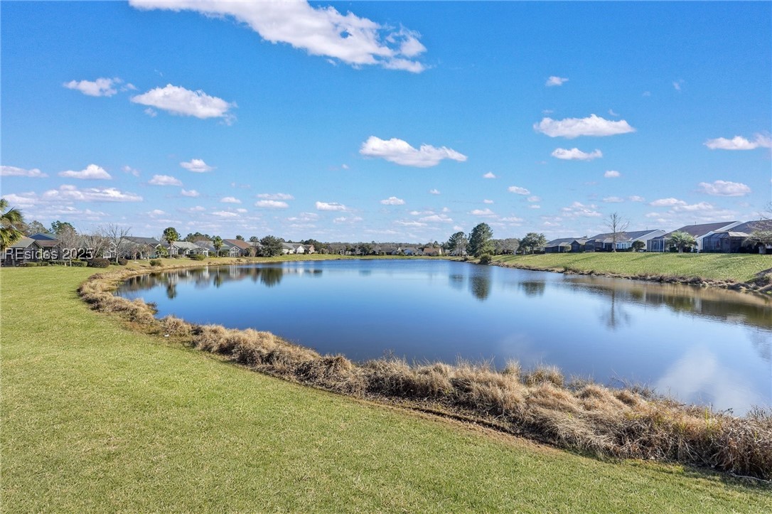 21 Thomas Bee Drive