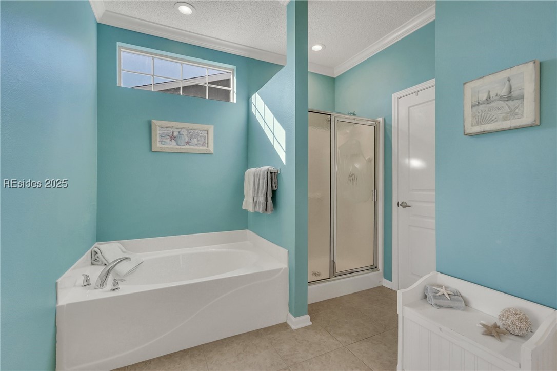 21 Thomas Bee Drive