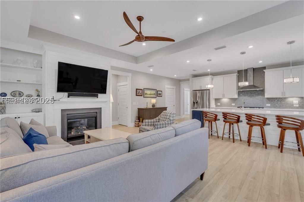 376 Destiny Drive