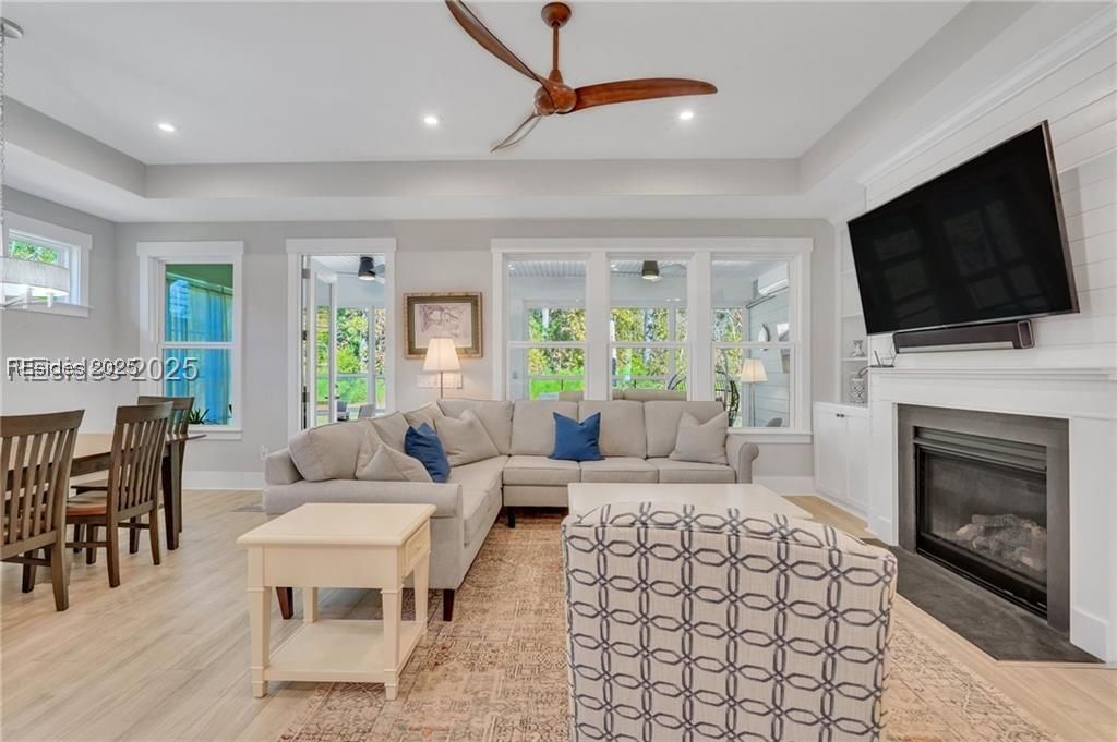 376 Destiny Drive