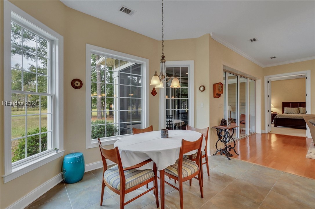 76 Dogwood Lane