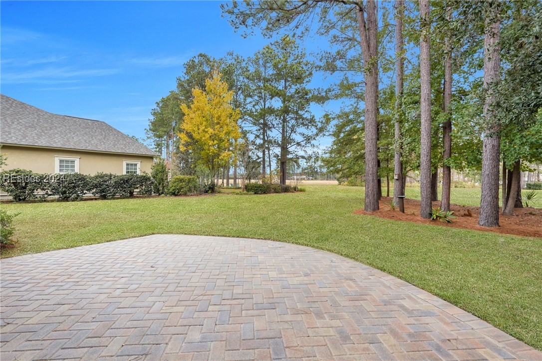 76 Dogwood Lane