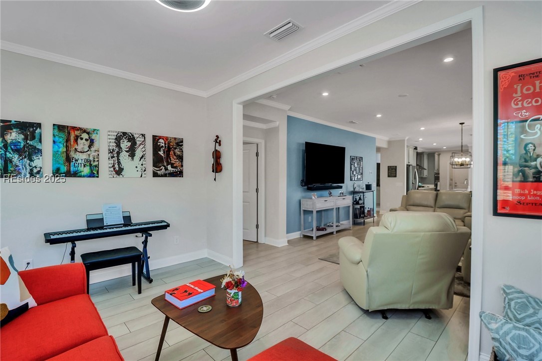 1387 Dreamscape Drive