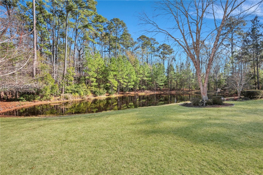 15 Amaryllis Lane