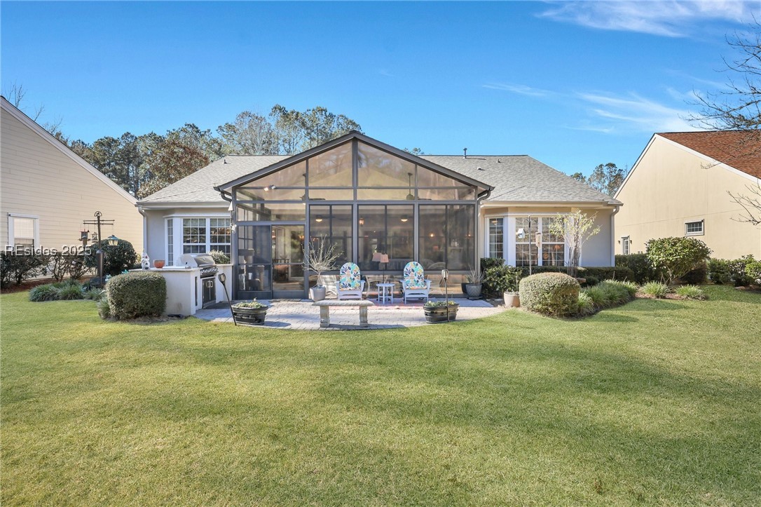15 Amaryllis Lane