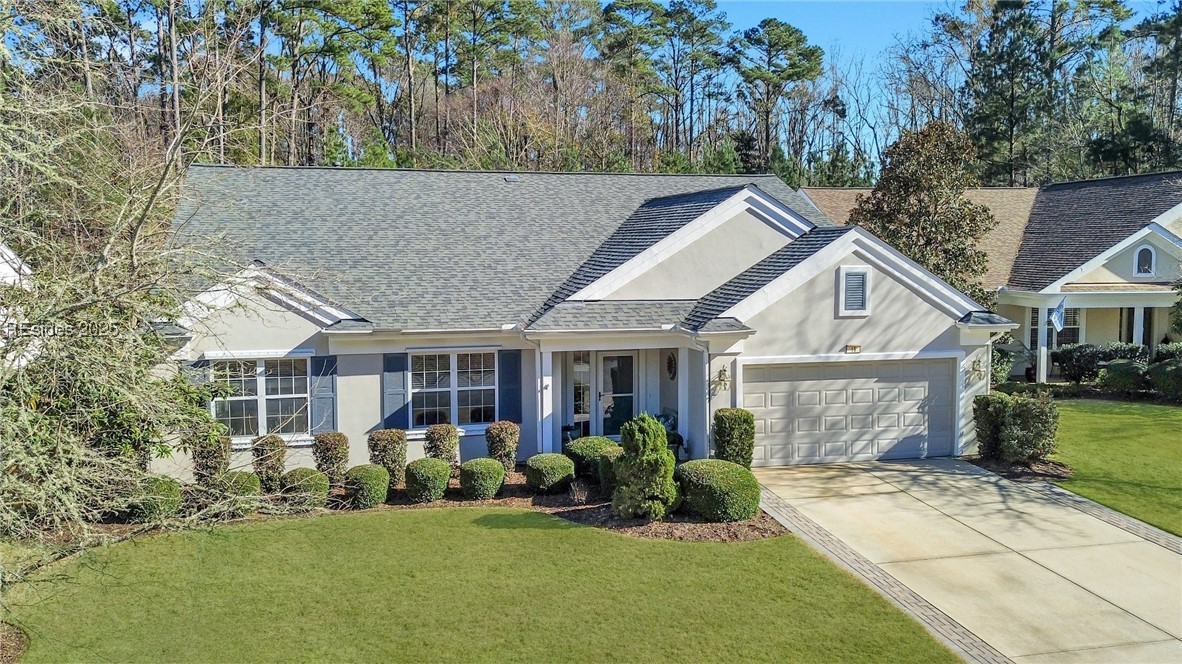 15 Amaryllis Lane
