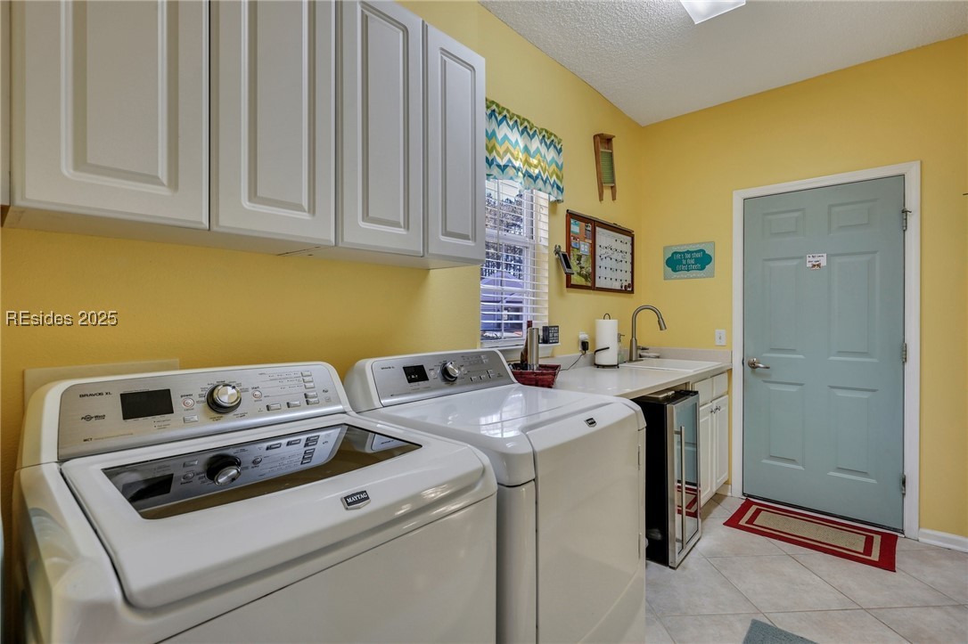 15 Amaryllis Lane