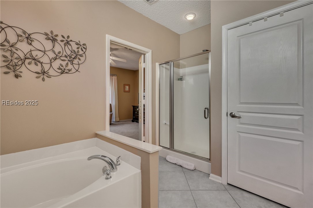 15 Amaryllis Lane