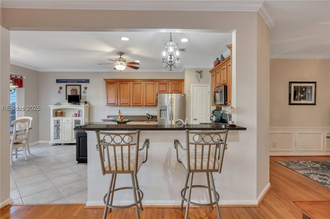 15 Amaryllis Lane