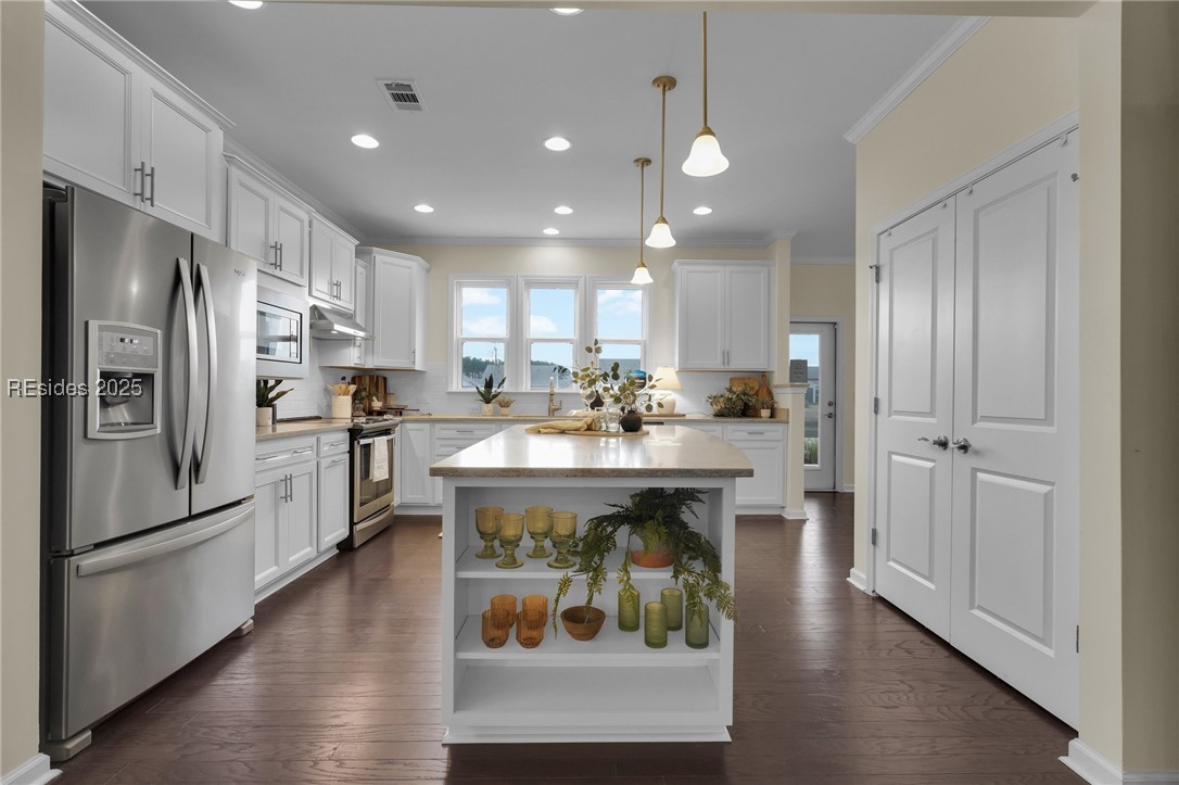 563 Northlake Village Court