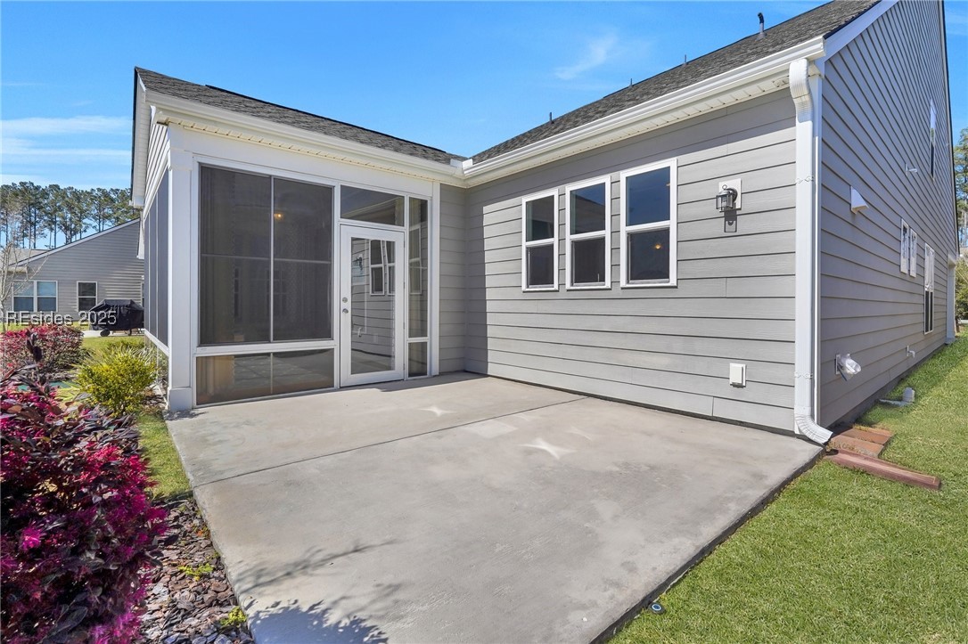 563 Northlake Village Court