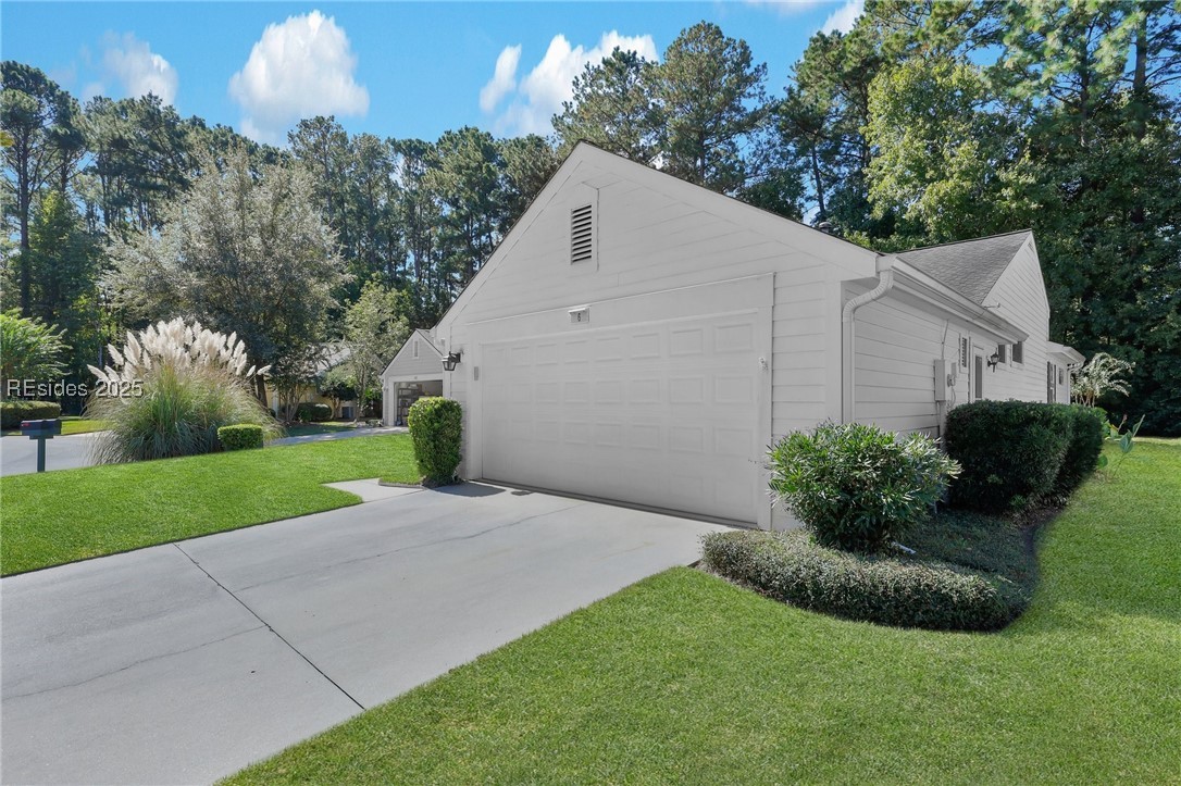 6 Broughton Court