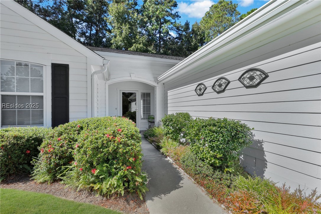 6 Broughton Court