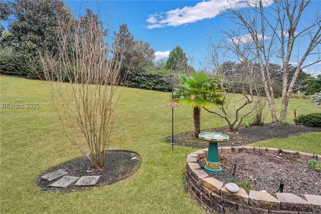 82 Thomas Bee Drive