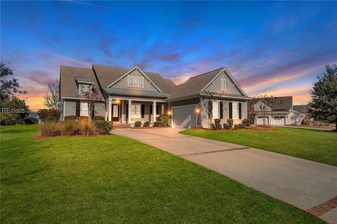 427 Lake Bluff Drive