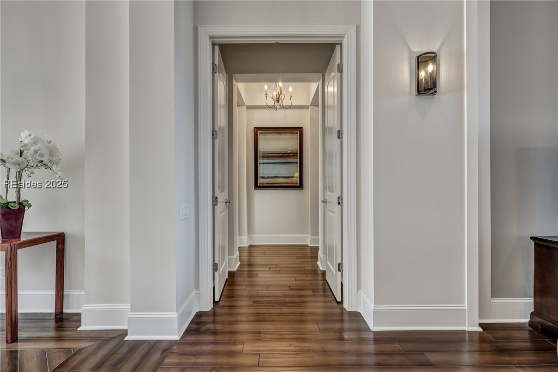 427 Lake Bluff Drive
