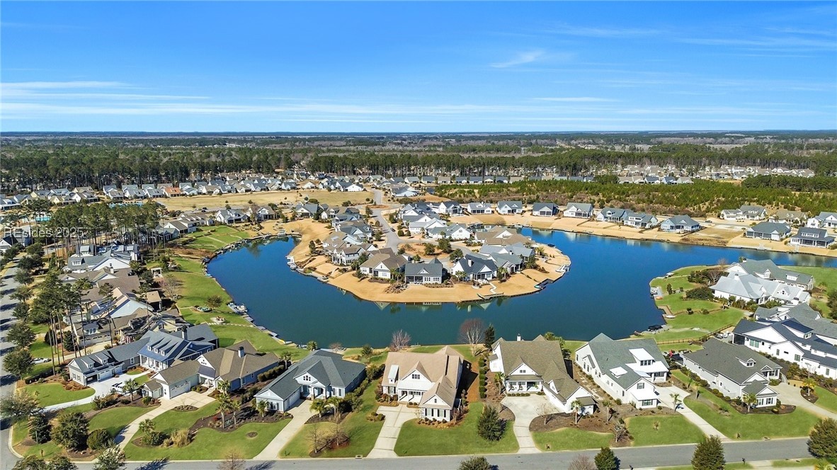 427 Lake Bluff Drive