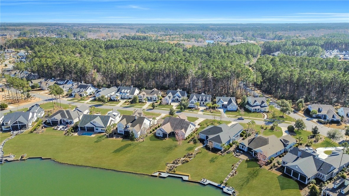 427 Lake Bluff Drive
