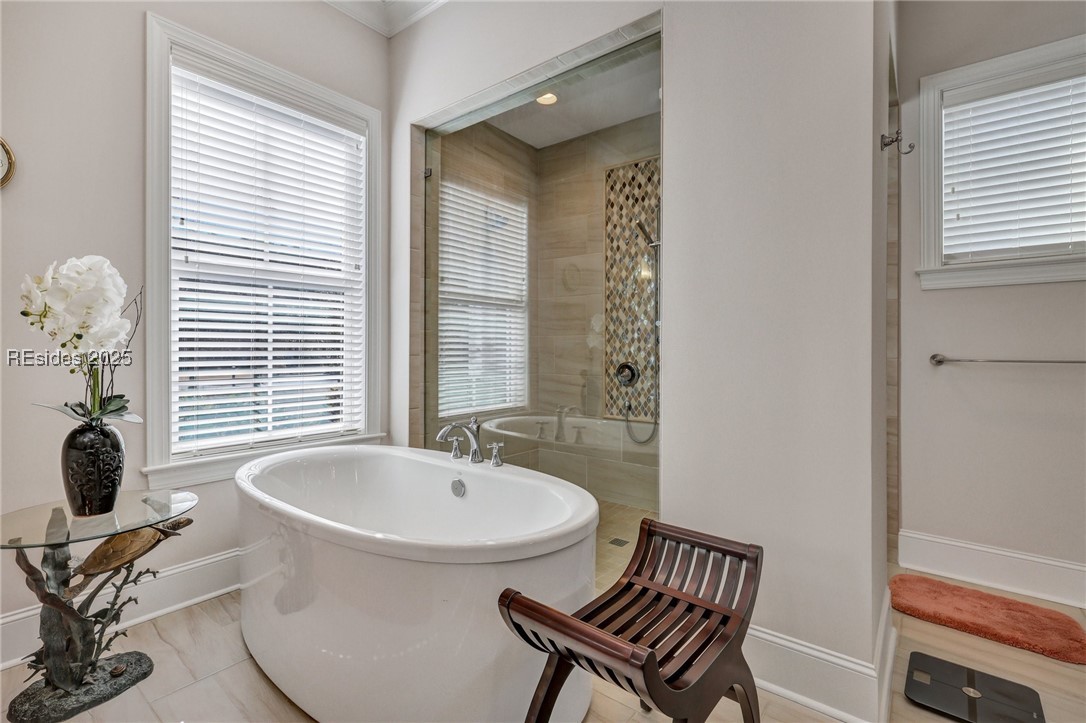 427 Lake Bluff Drive