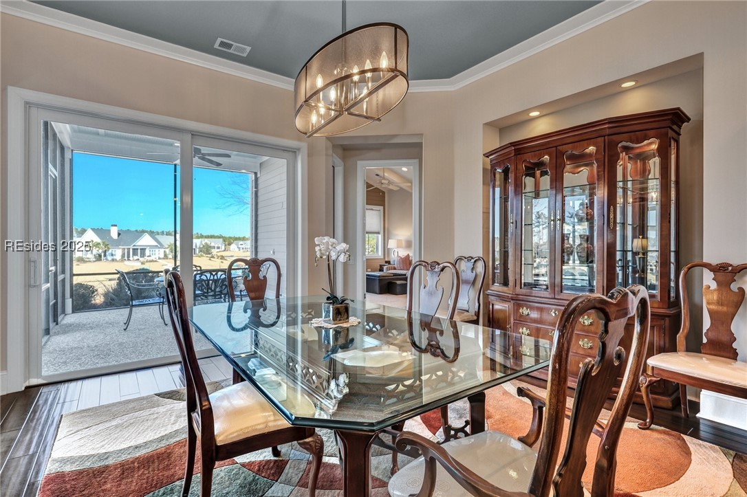 427 Lake Bluff Drive