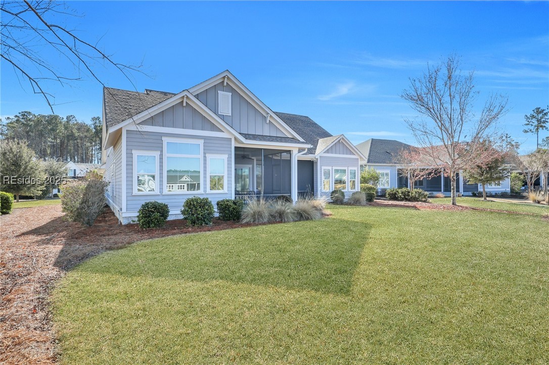 427 Lake Bluff Drive