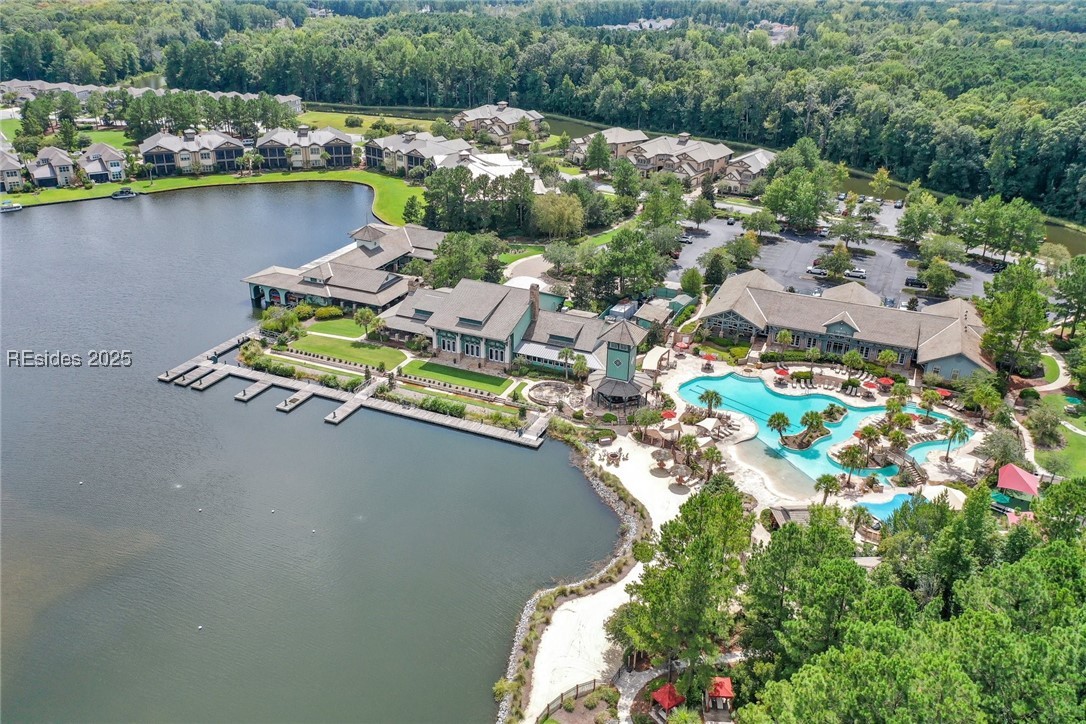 427 Lake Bluff Drive