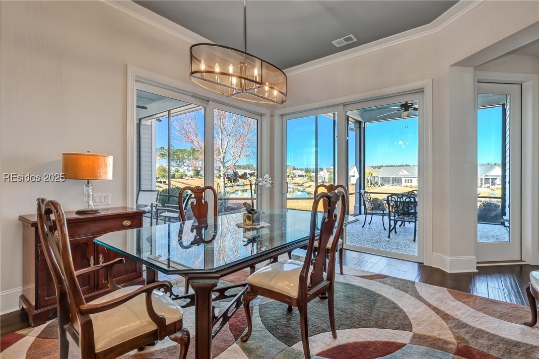 427 Lake Bluff Drive