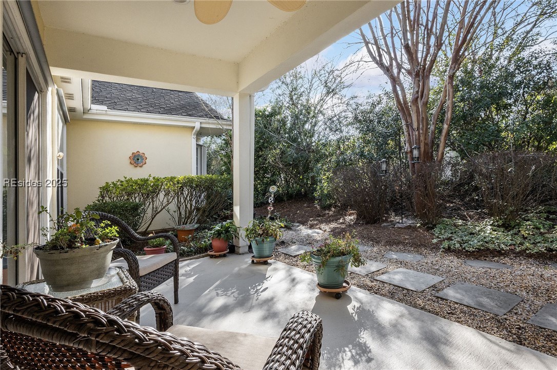 2 Long Cane Court