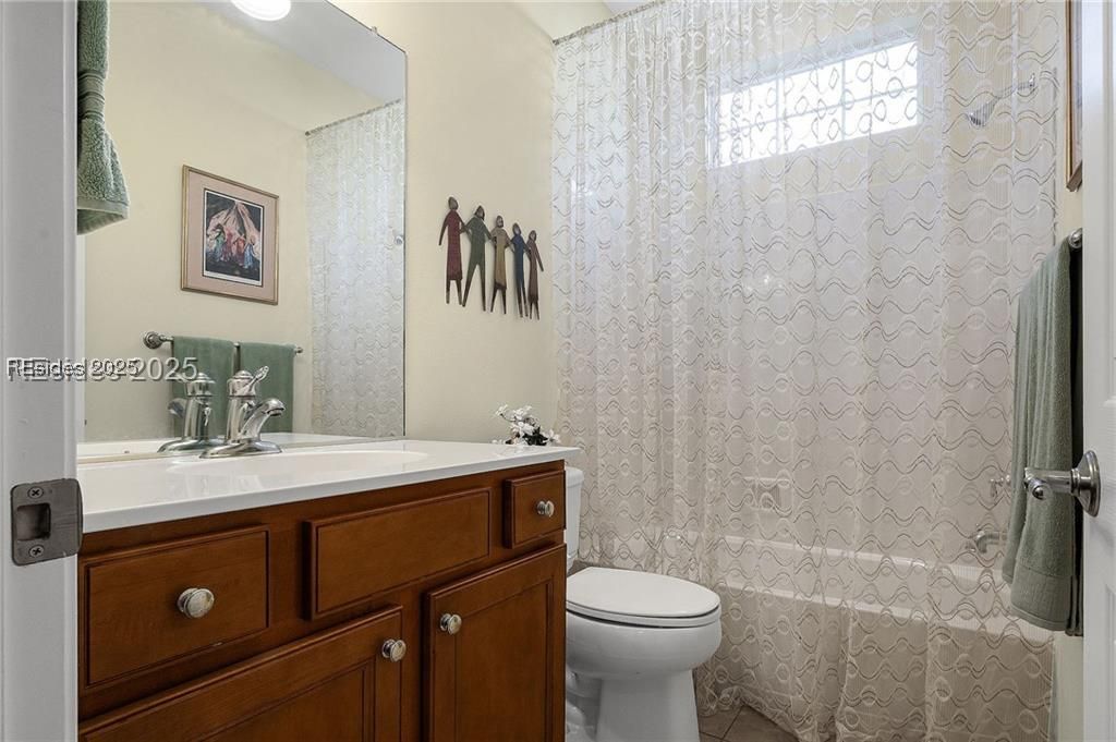2 Long Cane Court
