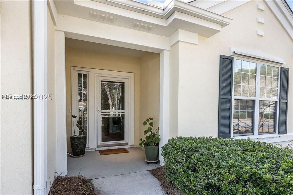2 Long Cane Court