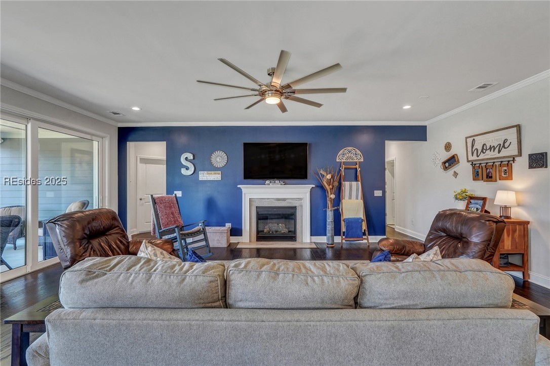 1700 Promenade Lane E