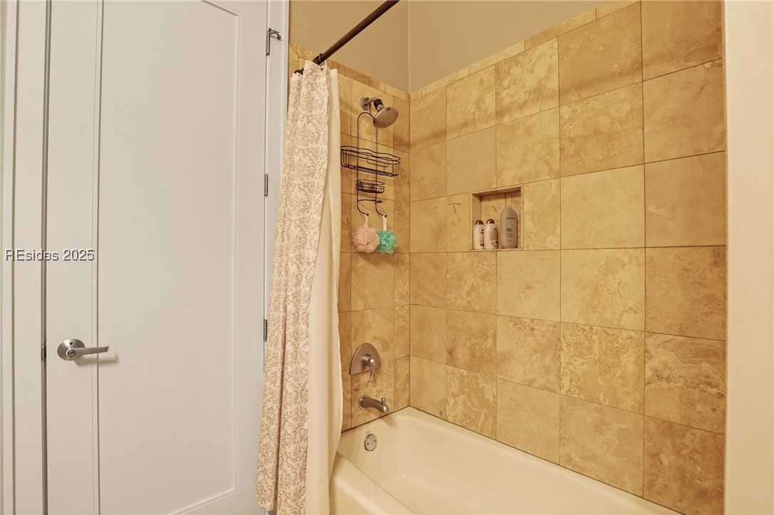 14 Herring Gull Lane