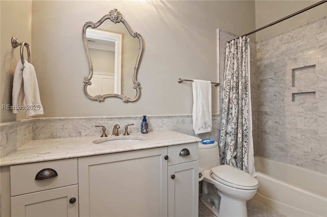 14 Herring Gull Lane