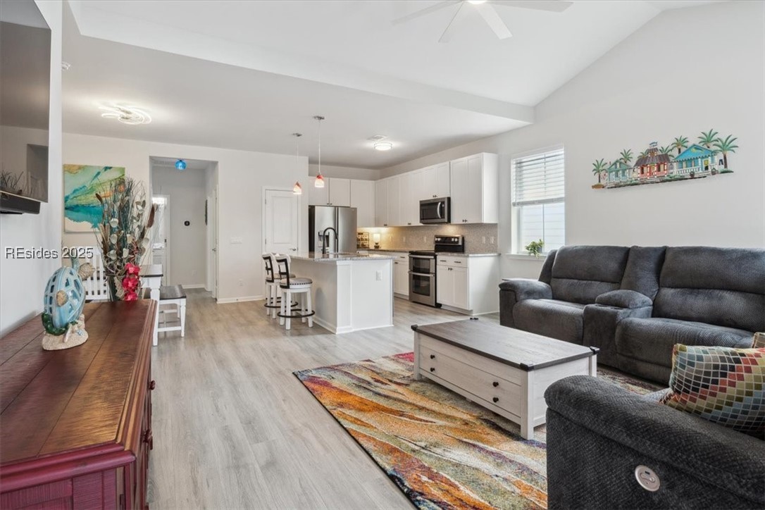 1451 Shoreside Drive Unit: 102