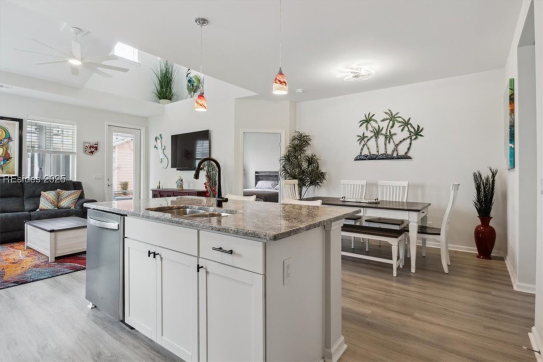 1451 Shoreside Drive Unit: 102