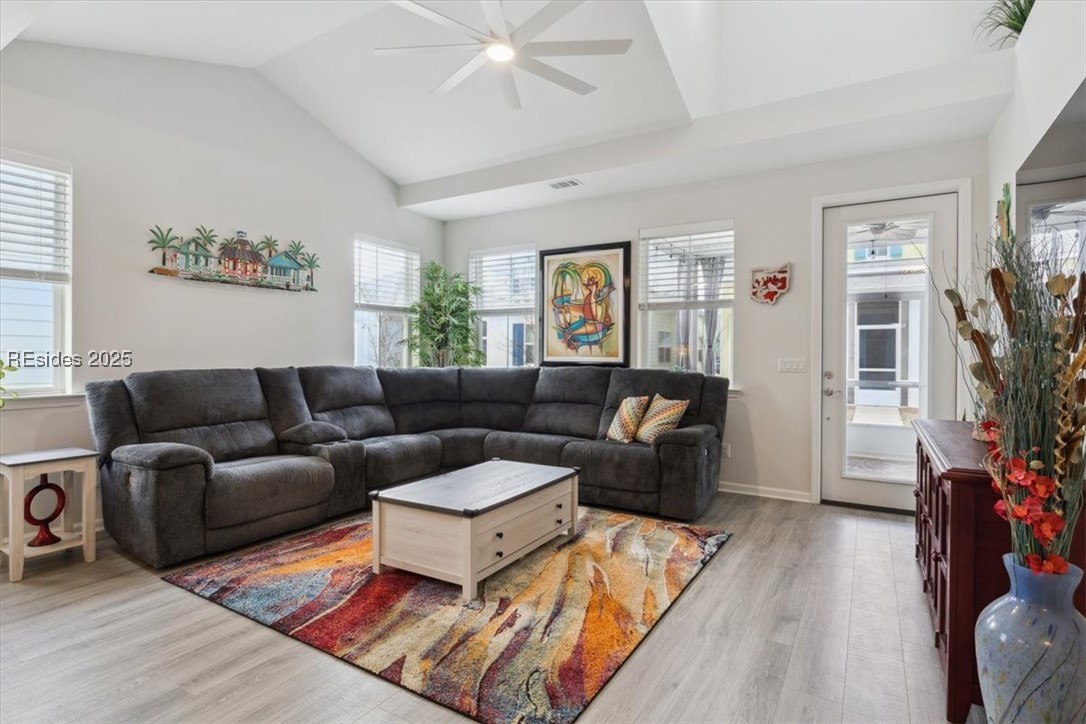 1451 Shoreside Drive Unit: 102