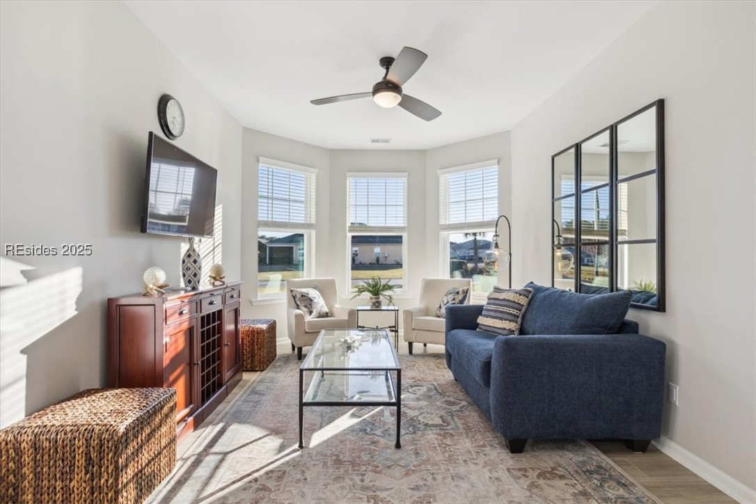 1813 Shoreside Drive