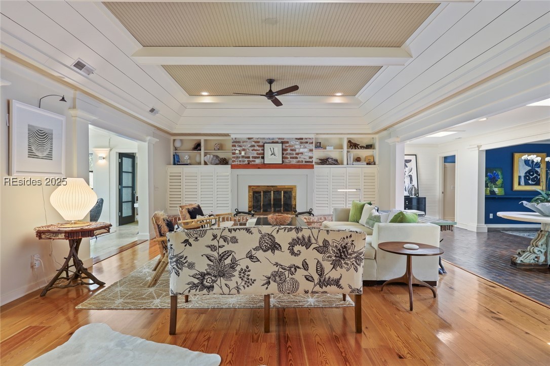 5 Audubon Place