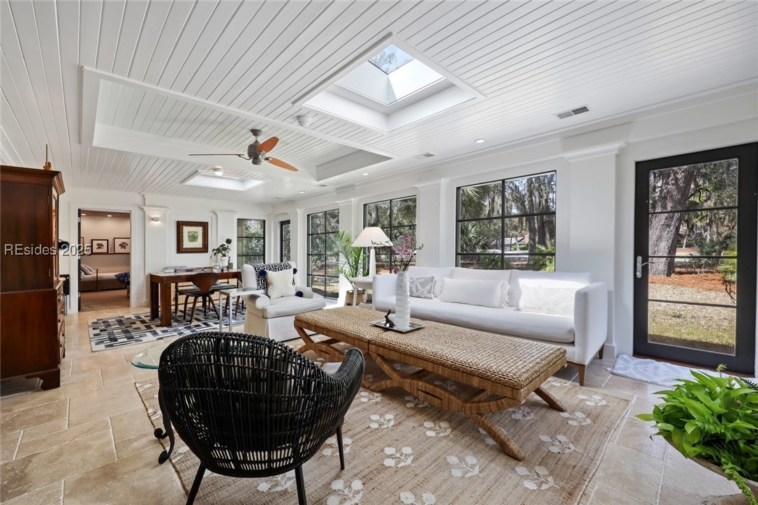 5 Audubon Place