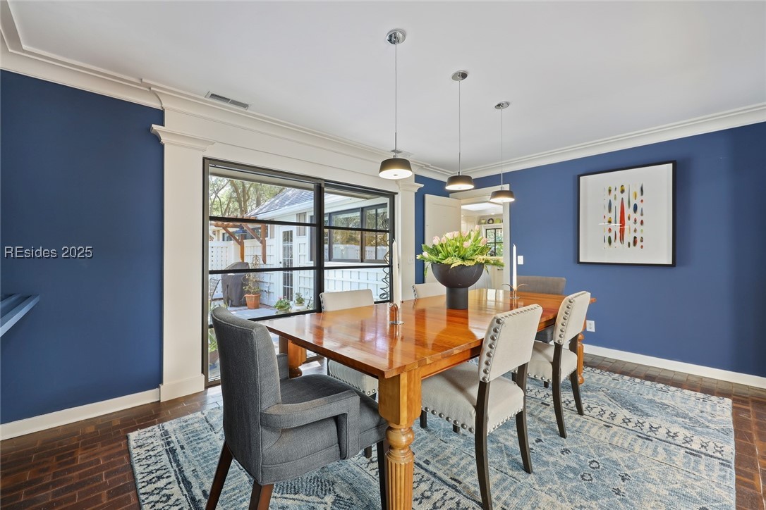 5 Audubon Place